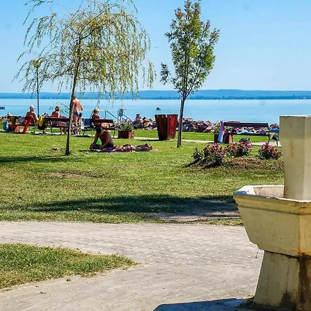 Stunning In Abrahamhegy W/ Wifi And 2 Bedrooms *